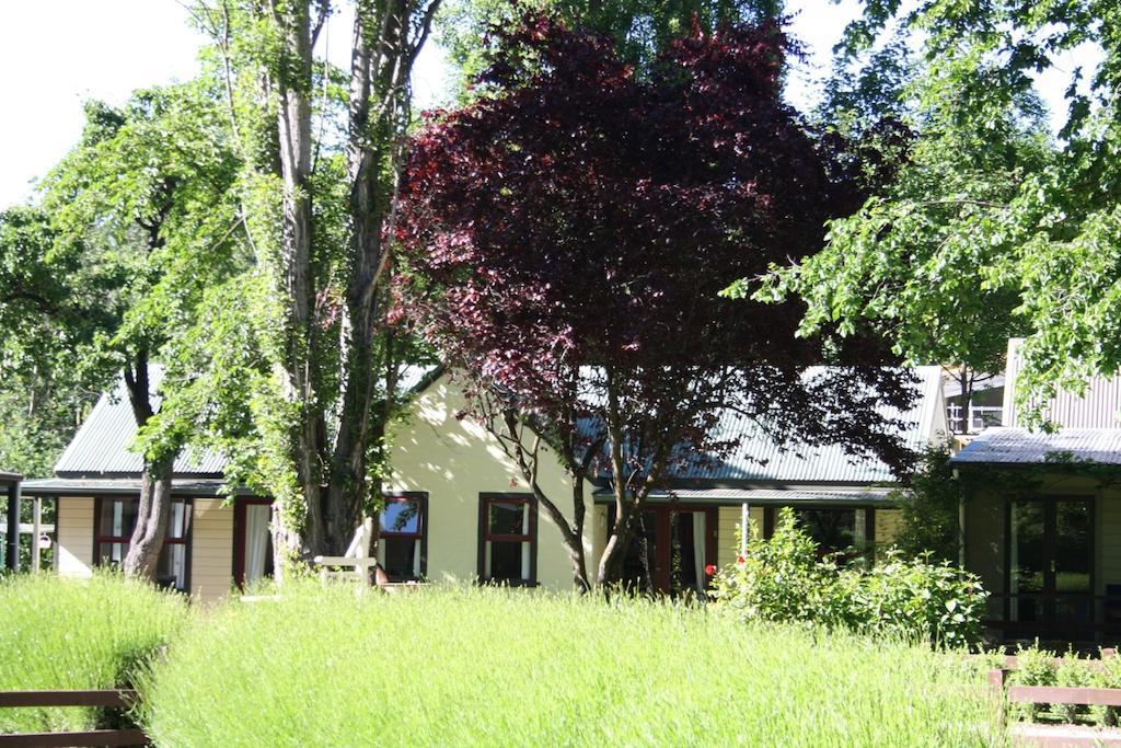 Shades Of Arrowtown Motel ภายนอก รูปภาพ